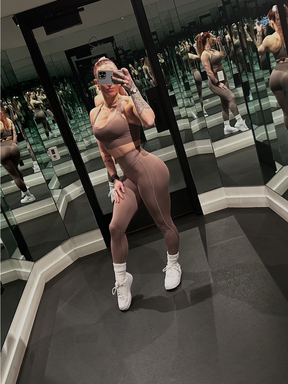BuffBunny brown High-Waist Leggings & Sports Bra Set